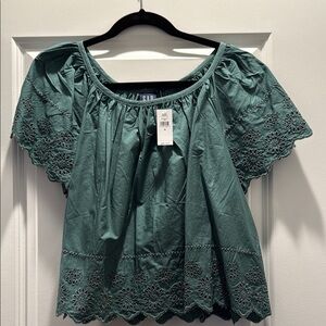 Women's Green Top